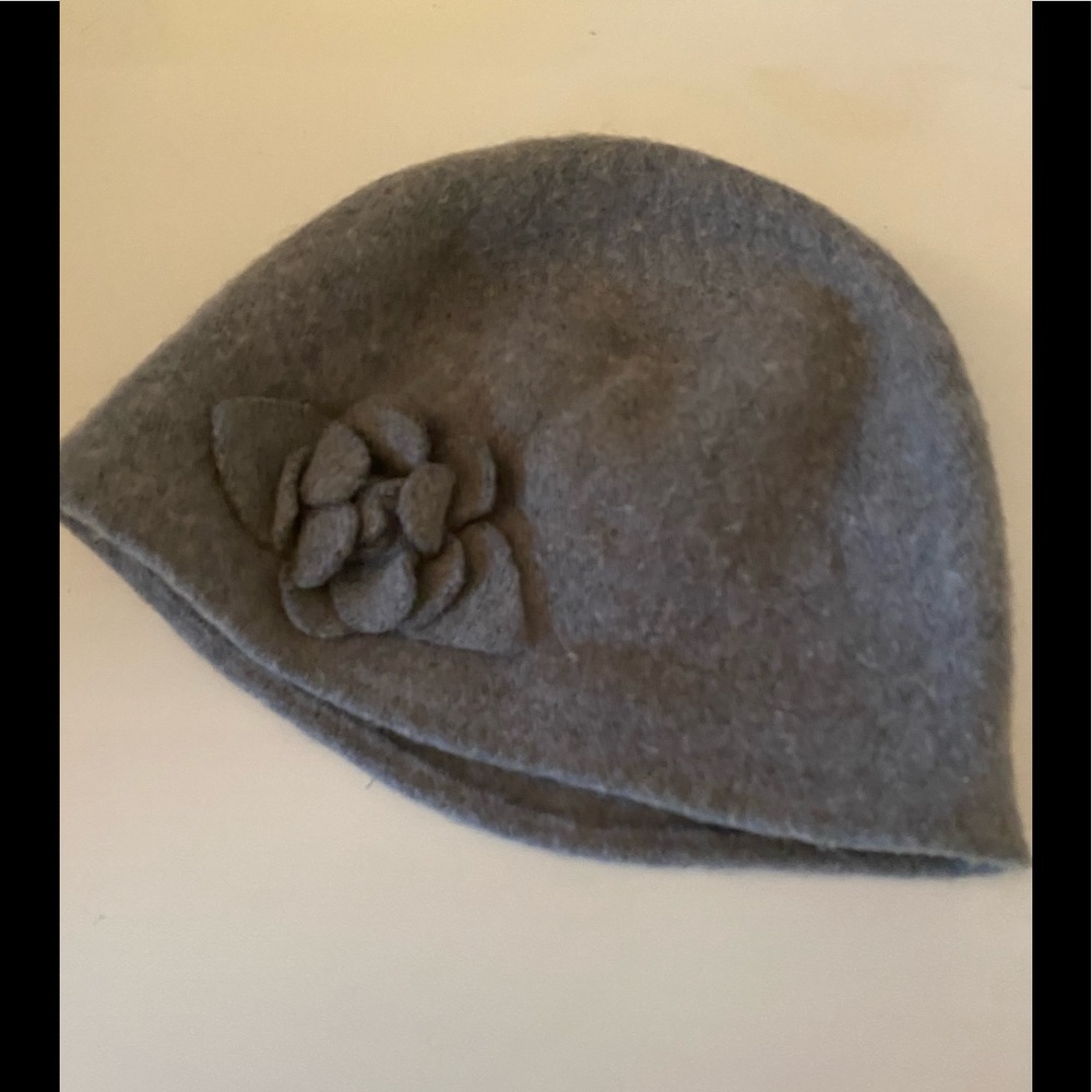 Felt Flower Cap